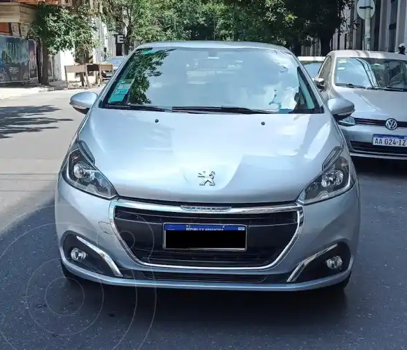 Peugeot 208 Allure 1.6  2019 - foto 4