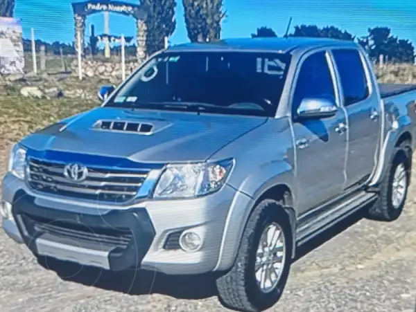 Toyota Hilux 2014 - foto 1
