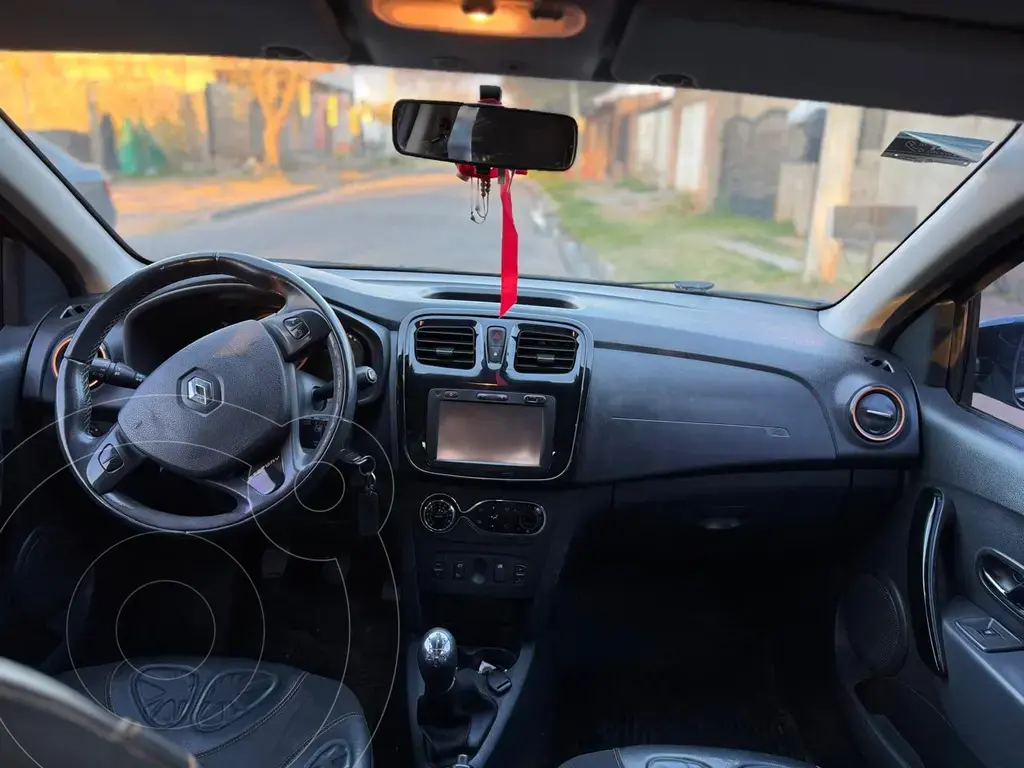 Renault Sandero Stepway 1.6 Privilége (1598 Cc) 2018 - foto 4