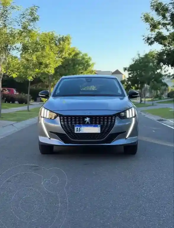 Peugeot 208 Feline 1.6 Tiptronic  2021 - foto 3