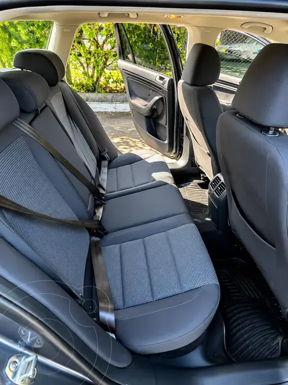Volkswagen Vento Variant 2.5 Advance (2480 Cc) 2012 - foto 4