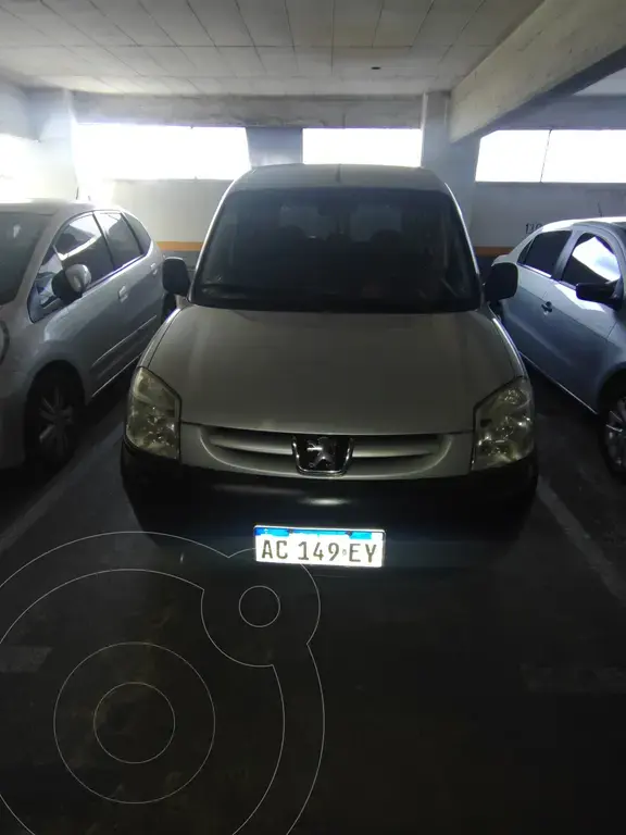 Peugeot Partner Furgón Confort 1.6 Hdi 5 Plazas  2018 - foto 1