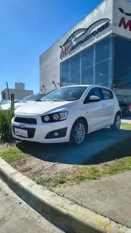Chevrolet Sonic Sedán Lt  2012 - foto 1