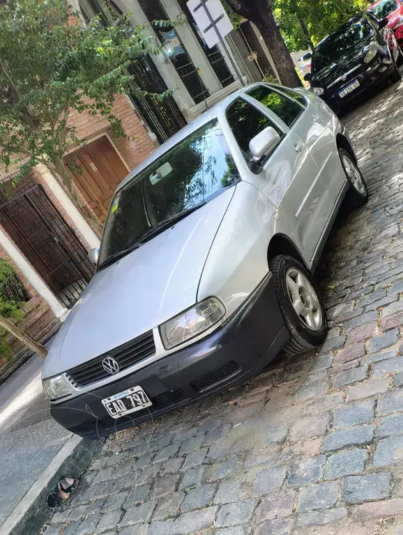 Volkswagen Polo 2002 - foto 1