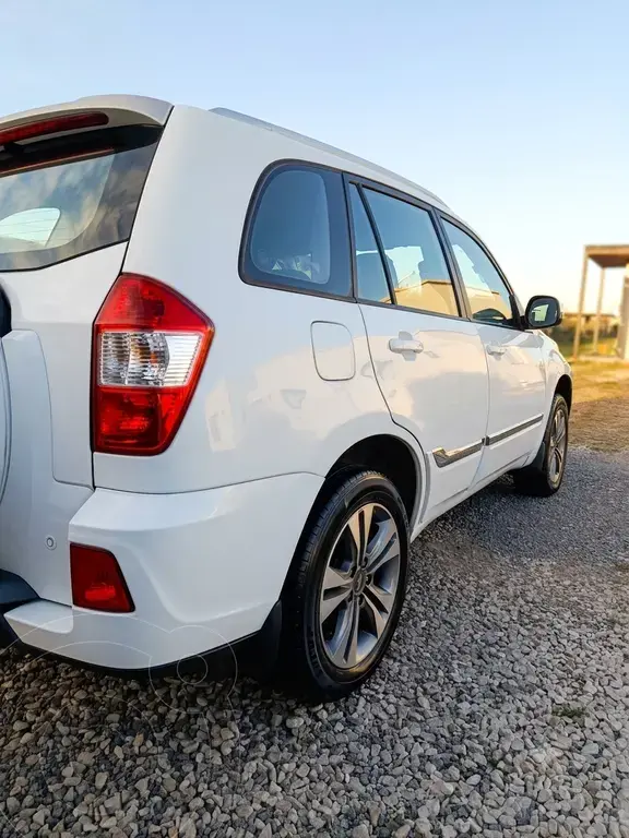 Chery Tiggo 3 1.6 4X2 Confort (1598 Cc) 2016 - foto 3