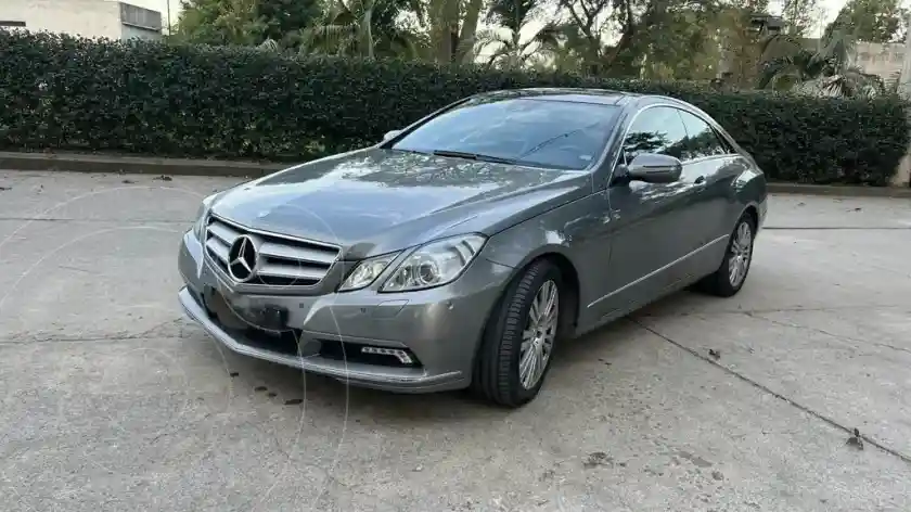 Mercedes-Benz Clase E Coupé 350 Elegance Coupé  2010 - foto 2