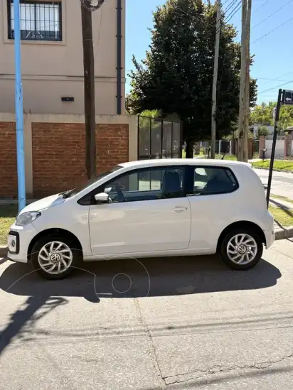 Volkswagen Up! 3P 1.0 High Up!  2017 - foto 3