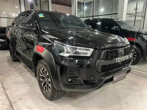 Toyota Hilux 2.8 Dc 4X4 Tdi Gr-S Iii At6  2022 - foto 2