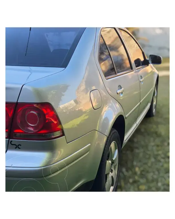 Volkswagen Bora 1.9 Tdi Trendline  2008 - foto 4