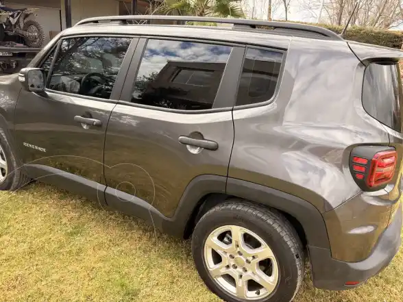 Jeep Renegade Sport Aut  2024 - foto 4