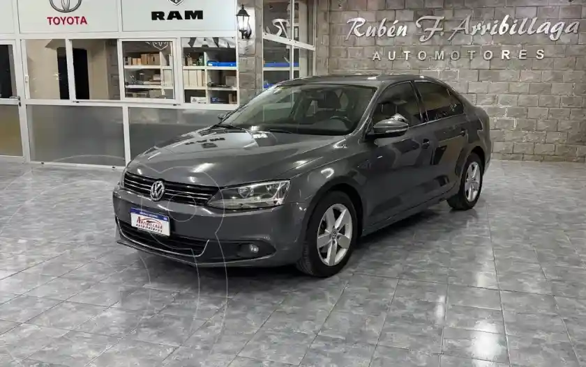 Volkswagen Vento 2.5 FSI Luxury Tiptronic 2013 - foto 1