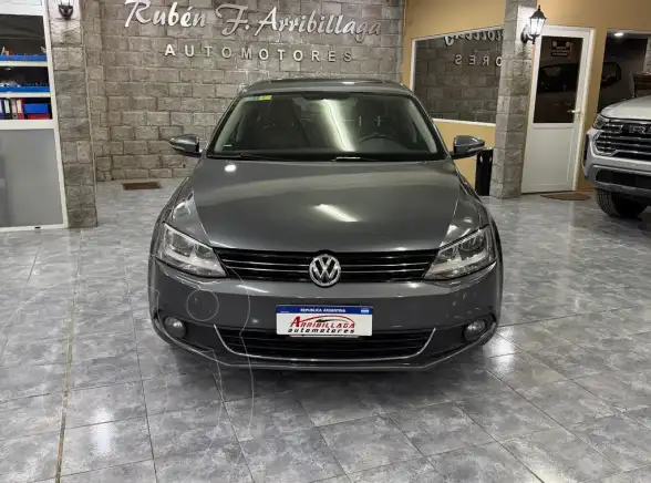 Volkswagen Vento 2.5 Fsi Luxury Tiptronic  2013 - foto 2
