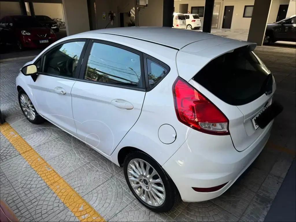 Ford Fiesta Kinetic Se Plus Aut (1596 Cc) 2017 - foto 2