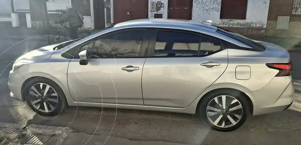 Nissan Versa Exclusive Aut  2021 - foto 1