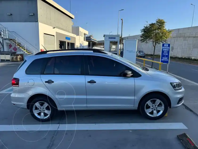 Volkswagen Suran 1.6 Comfortline  2019 - foto 2