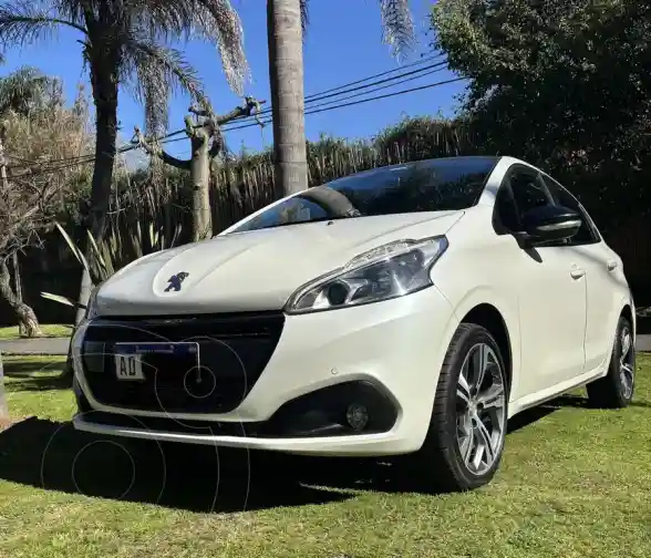 Peugeot 208 Feline 1.6 Aut  2019 - foto 2