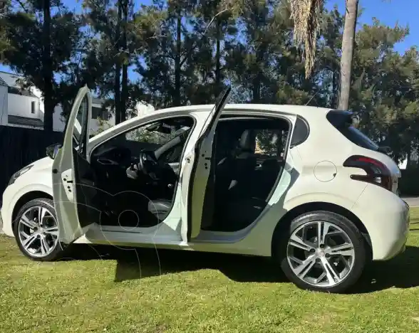 Peugeot 208 Feline 1.6 Aut  2019 - foto 3