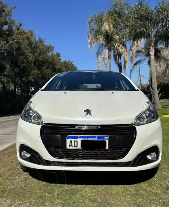 Peugeot 208 Feline 1.6 Aut  2019 - foto 4
