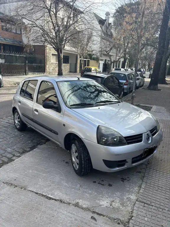 Renault Clio 2011 - foto 1