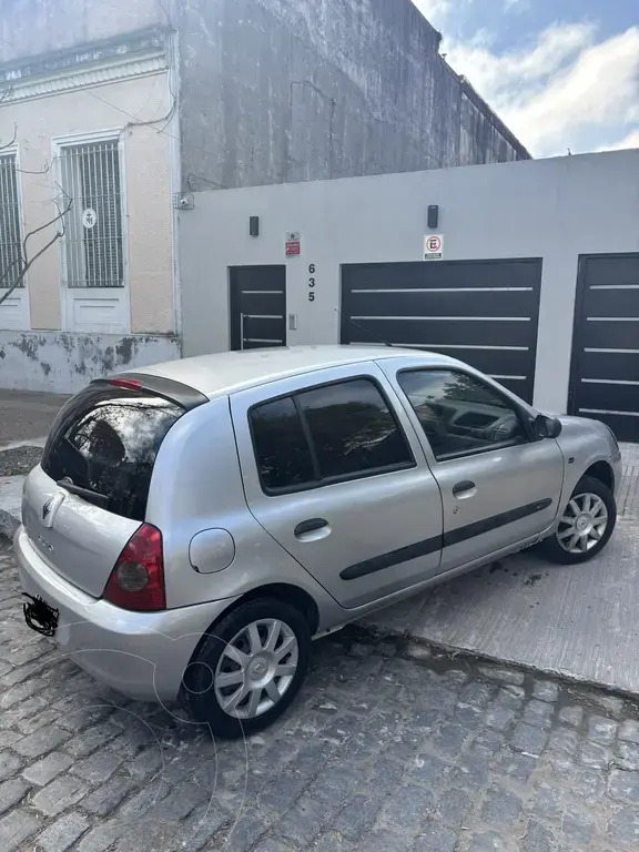 Renault Clio 5P 1.2 Authentique Pack I (1149 Cc) 2011 - foto 2