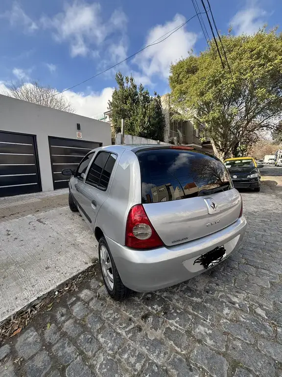 Renault Clio 5P 1.2 Authentique Pack I (1149 Cc) 2011 - foto 4