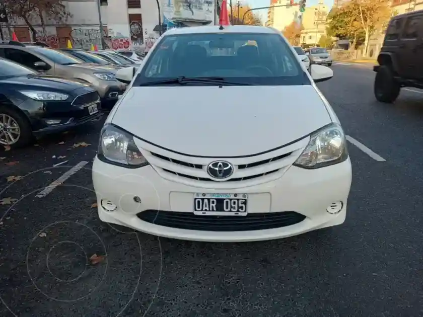 Toyota Etios Sedán Xls  2014 - foto 1