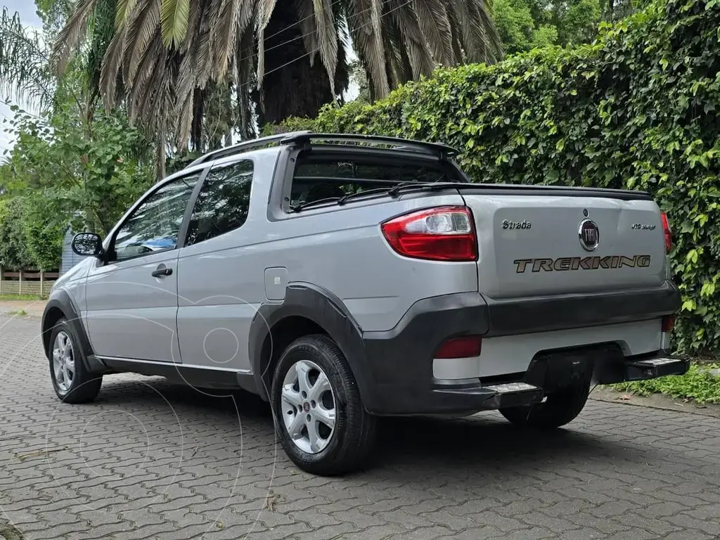 Fiat Strada Working Strada 1.3 Trekking Jtd Dc 2017 - foto 4