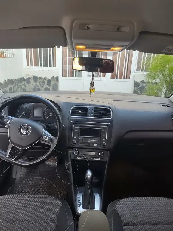 Volkswagen Polo Comfortline (1598 Cc) 2017 - foto 3
