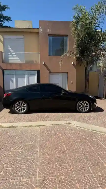 Hyundai Genesis Coupé 2.0 T (275Cv)  2014 - foto 2