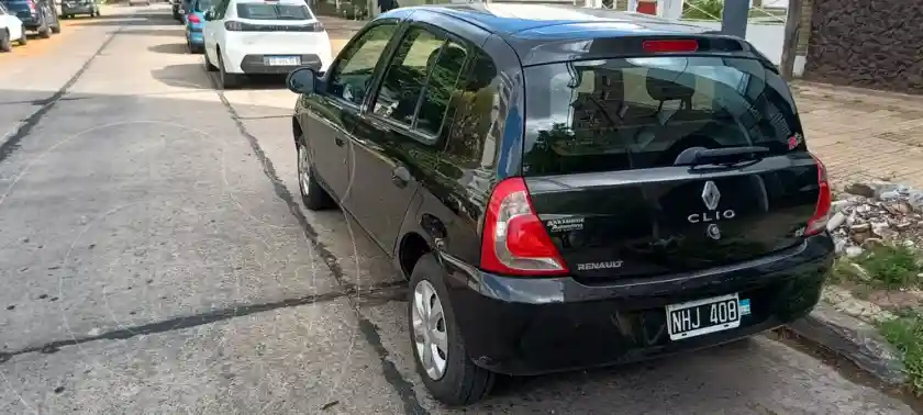 Renault Clio Mío 5P Confort  2013 - foto 3