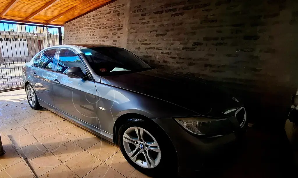 Bmw Serie 3 Sedán 320I Active (1995 Cc) 2010 - foto 4