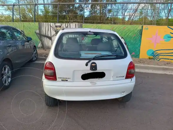 Chevrolet Classic 3P Ls  2011 - foto 2