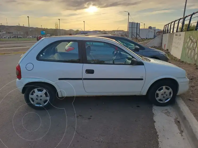 Chevrolet Classic 3P Ls  2011 - foto 4