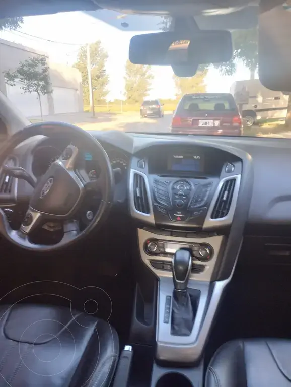 Ford Focus Sedán 2.0L Se Plus Aut  2015 - foto 4