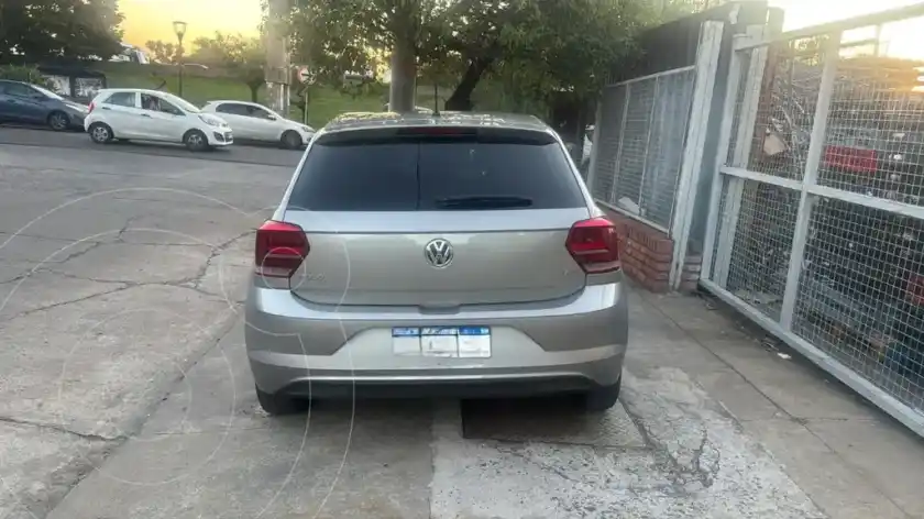 Volkswagen Polo Classic 1.6 Trendline  2018 - foto 2