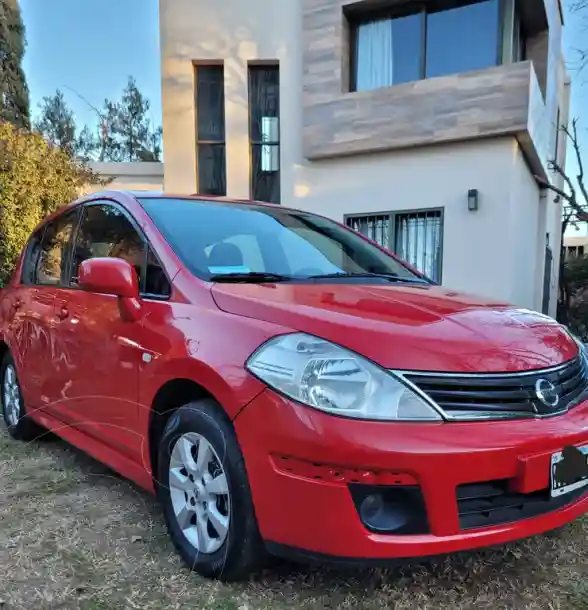 Nissan Tiida Visia  2014 - foto 3