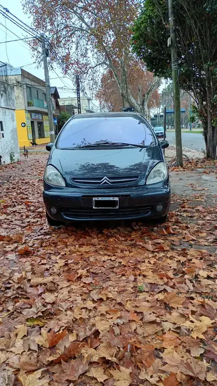 Citroën Xsara Picasso 2.0 (1997 Cc) 2005 - foto 2