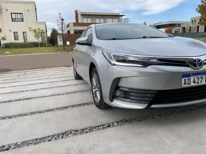 Toyota Corolla 1.8 Xei Pack Cvt  2019 - foto 4