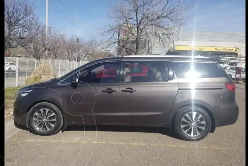 Kia Carnival Ex 2.2 Crdi Premium Aut  2019 - foto 2