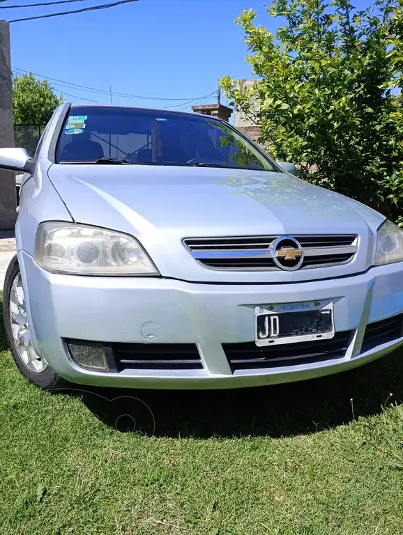 Chevrolet Astra 2010 - foto 1