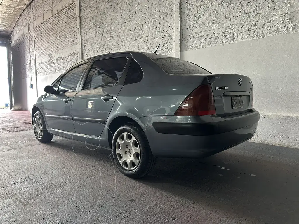 Peugeot 307 Sedán 4P 2.0 Xs Hdi (1997 Cc) 2007 - foto 2