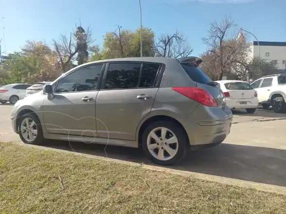 Nissan Tiida Tekna  2014 - foto 2