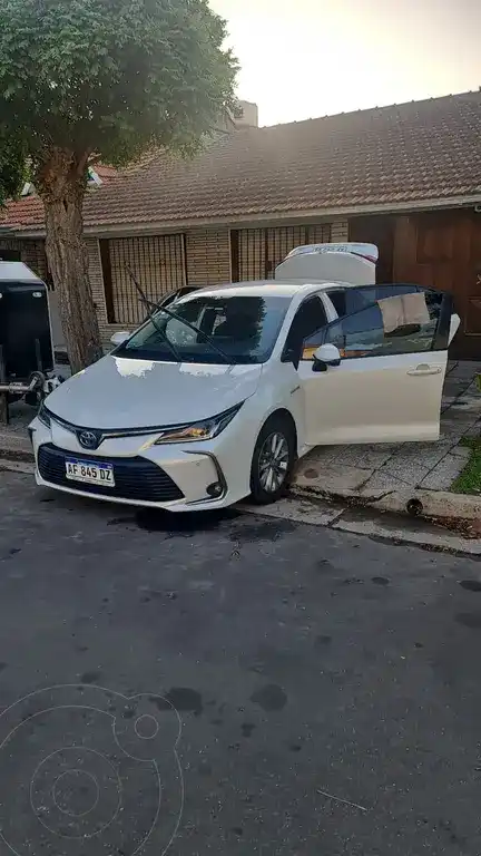 Toyota Corolla Hybrid 1.8 Xe-I Ecvt  2023 - foto 3