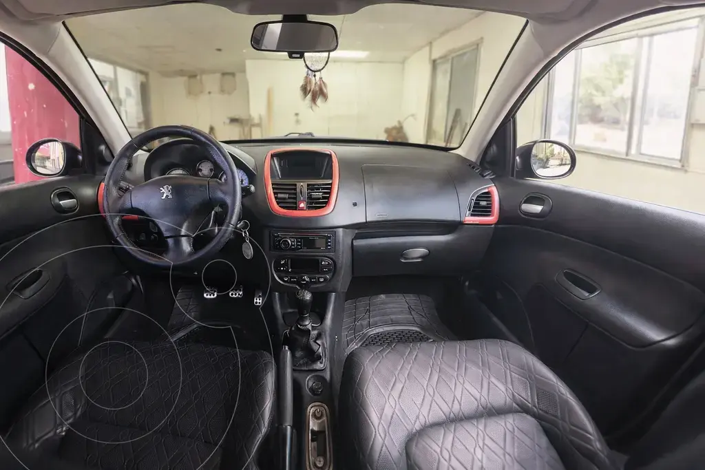 Peugeot 207 Compact 1.6 Xt Premium 5P (1587 Cc) 2013 - foto 4