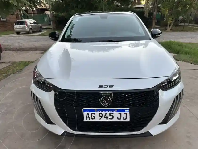 Peugeot 208 Allure 1.6  2024 - foto 1