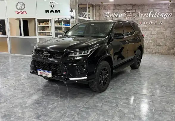 Toyota Sw4 Gr-S 2.8 Tdi 7A Aut  2025 - foto 1