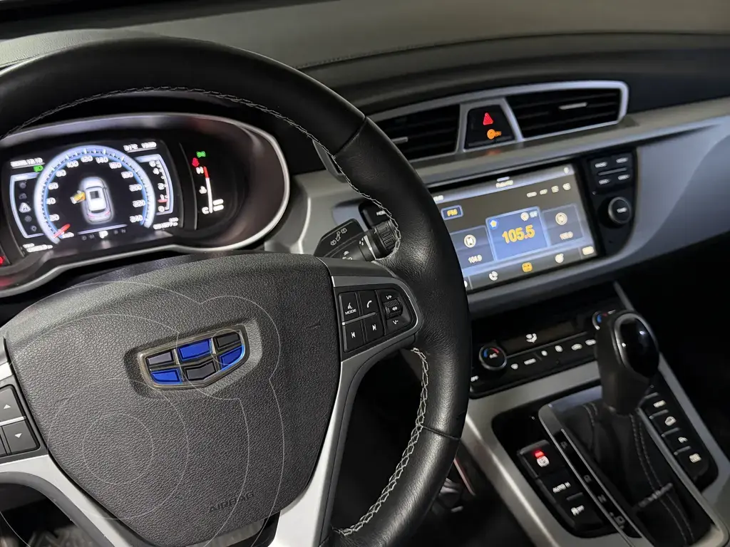 Geely Emgrand X7 Sport Executive 2.4 Aut 4X4 (2400 Cc) 2019 - foto 3