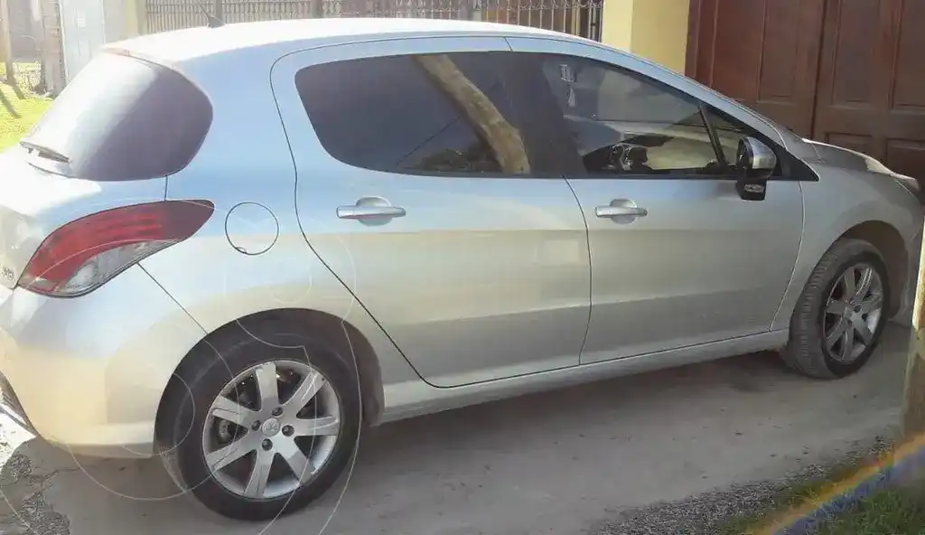 Peugeot 308 Active  2017 - foto 2