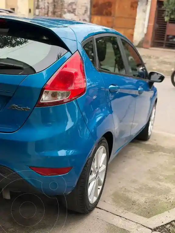 Ford Fiesta Kinetic Se  2018 - foto 2