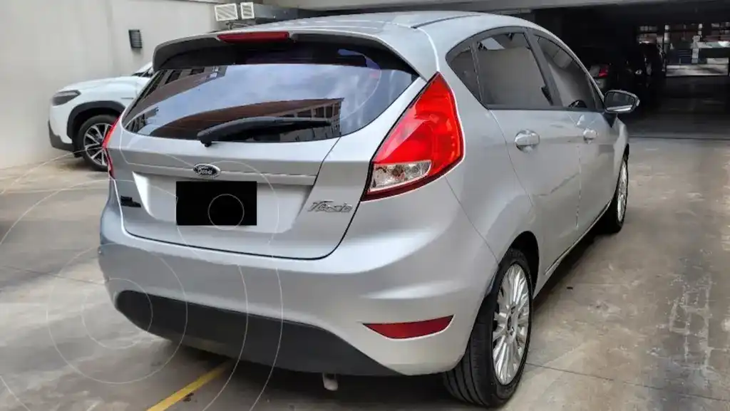 Ford Fiesta Kinetic Se  2015 - foto 4
